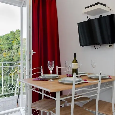 شقة Ferienapartment In Der Zweiten Etage Fuer Vier Personen *