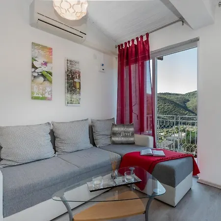 شقة Ferienapartment In Der Zweiten Etage Fuer Vier Personen غاباس